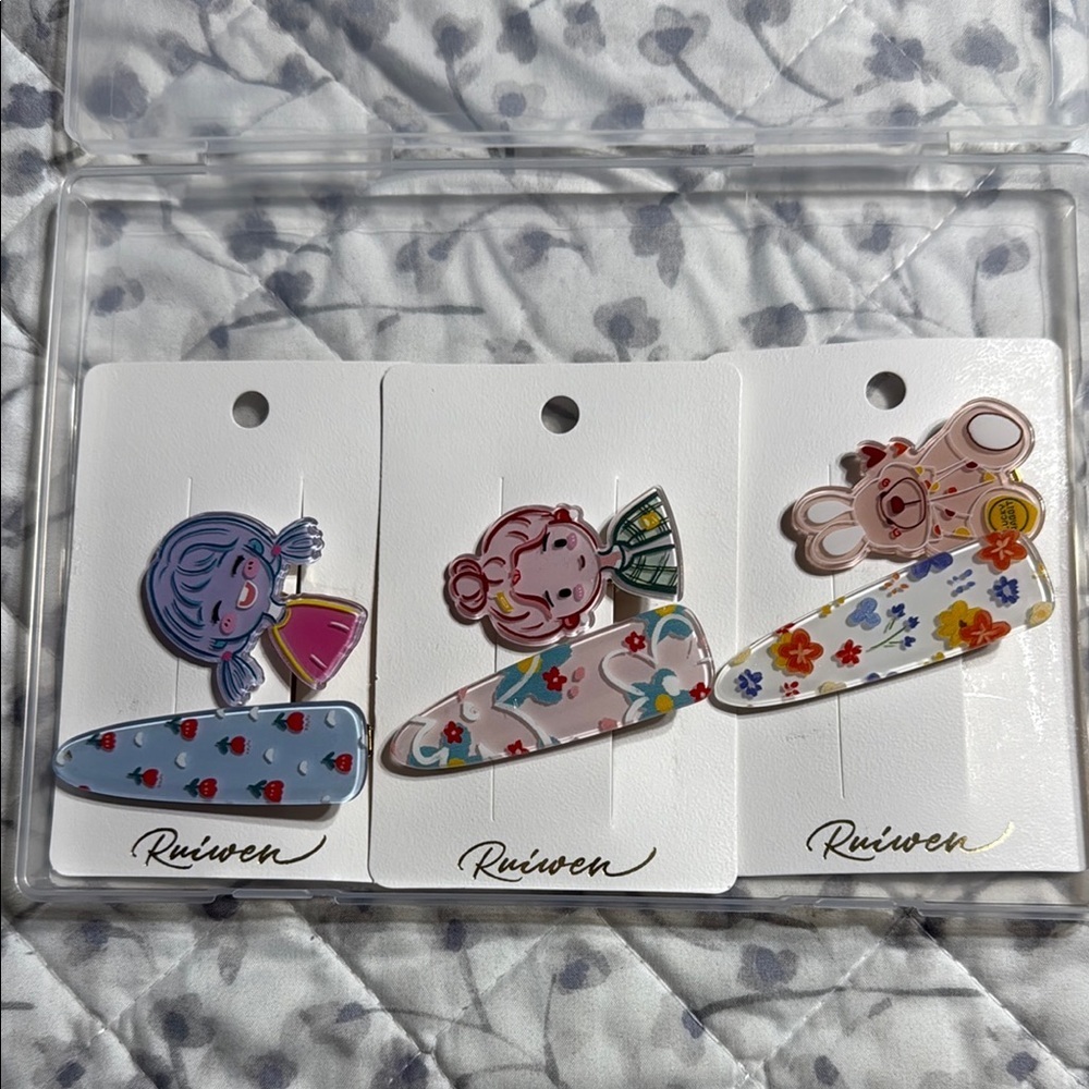 Ruiven Hair Clip Set with Cartoon Designs
